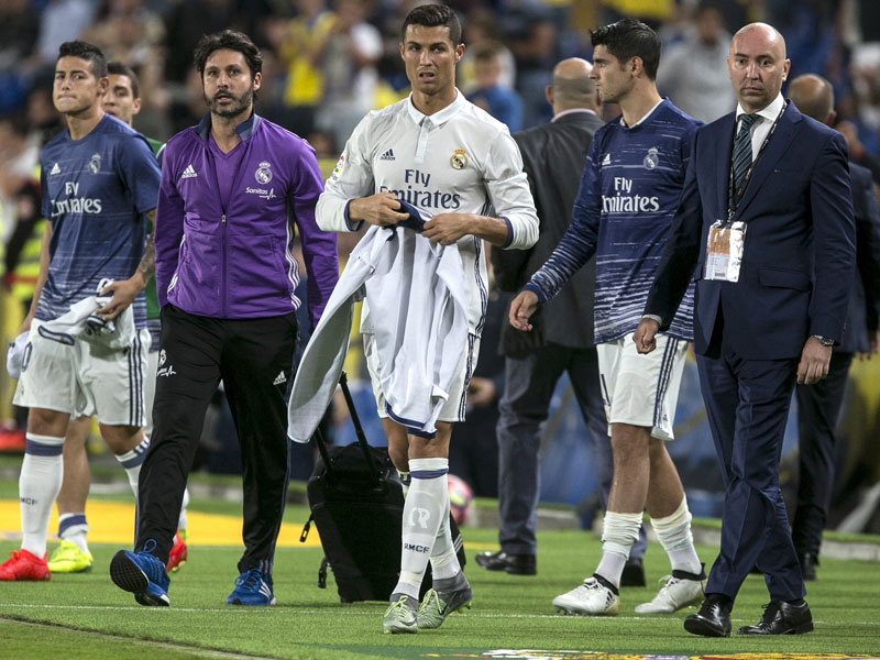 Schnurstracks in die Kabine: Cristiano Ronaldo hatte es nach dem Schlusspfiff bei Las Palmas eilig.