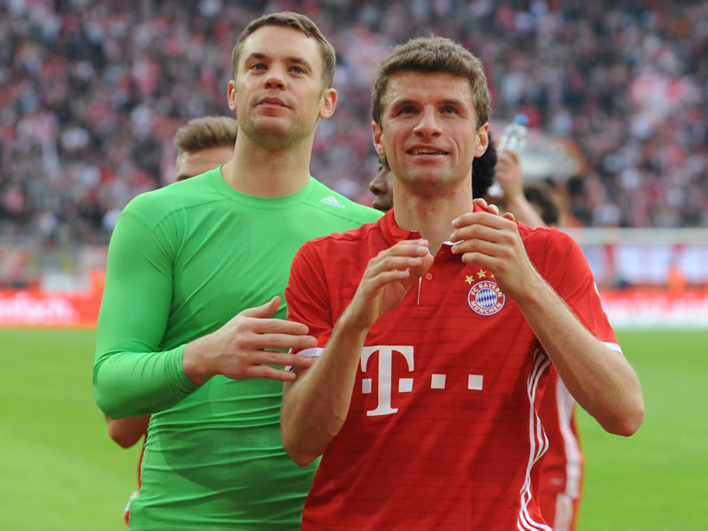 Zwei F&#252;hrungsspieler des FC Bayern: Manuel Neuer und Thomas M&#252;ller.