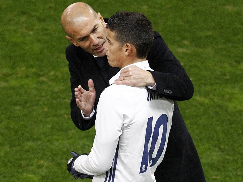 &quot;Ich wollte nie, dass James geht&quot;: Real-Coach Zinedine Zidane.