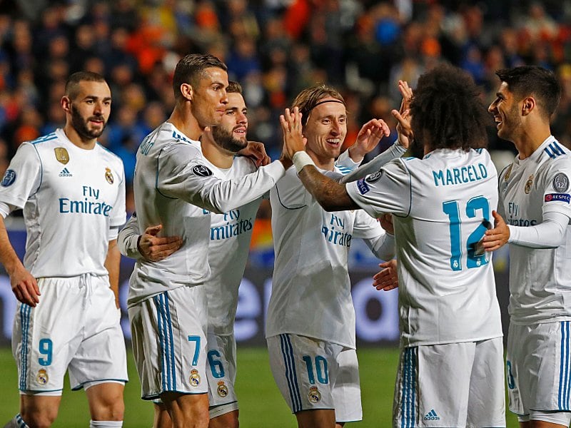 Sechs Tore f&#252;r ein Halleluja: Titelverteidiger Real Madrid machte mit dem klaren 6:0 einen Schritt in die richtige Richtung. 