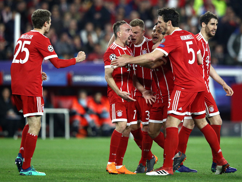 Bayern jubelt im Estadio Ramon Sanchez Pizjuan - dank Franck Ribery, dem Wegbereiter des 1:1.