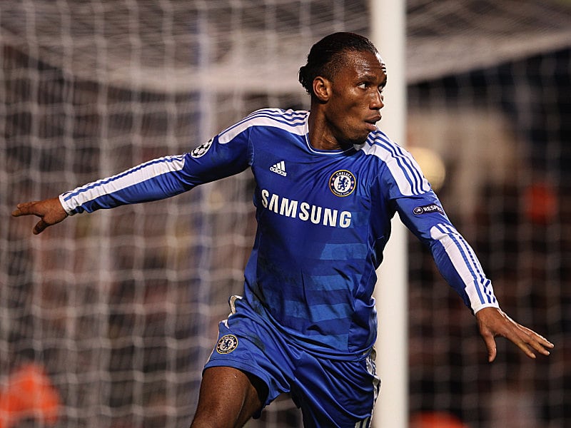 Kraftpaket Didier Drogba machte an der Stamford Bridge den Unterschied: Der Angreifer traf f&#252;r Chelsea zweimal und assistierte zudem Ramires vor dem 2:0. 