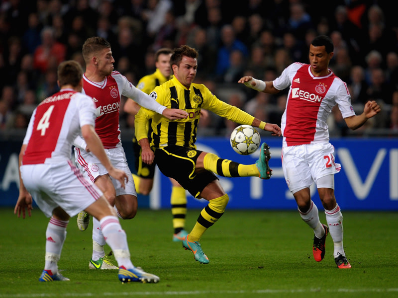 Nicht aufzuhalten: Dortmunds Mario G&#246;tze zauberte in Amsterdam.
