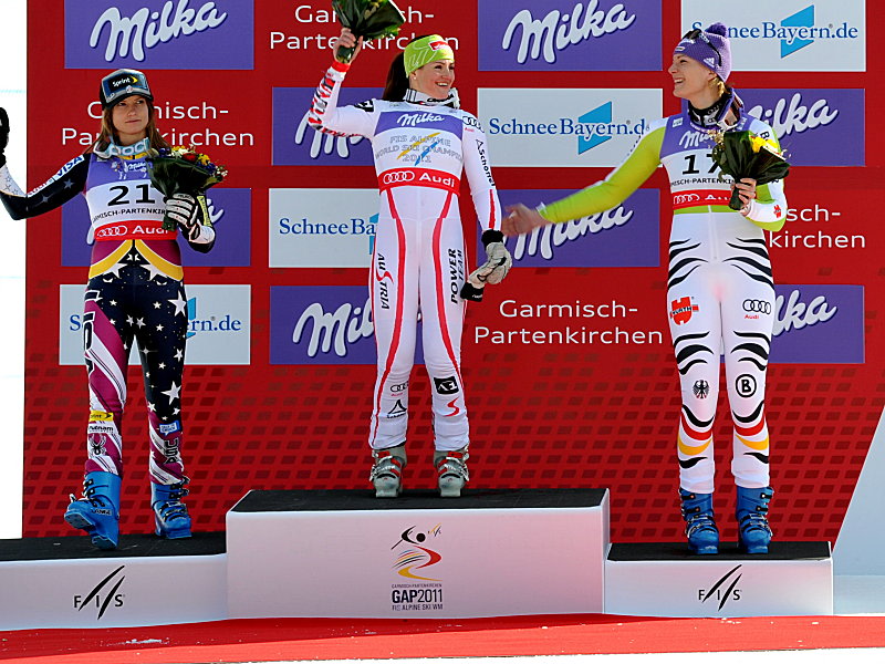 Siegerfoto: Julia Mancuso, Elisabeth G&#246;rgl und Maria Riesch (v.l.). 