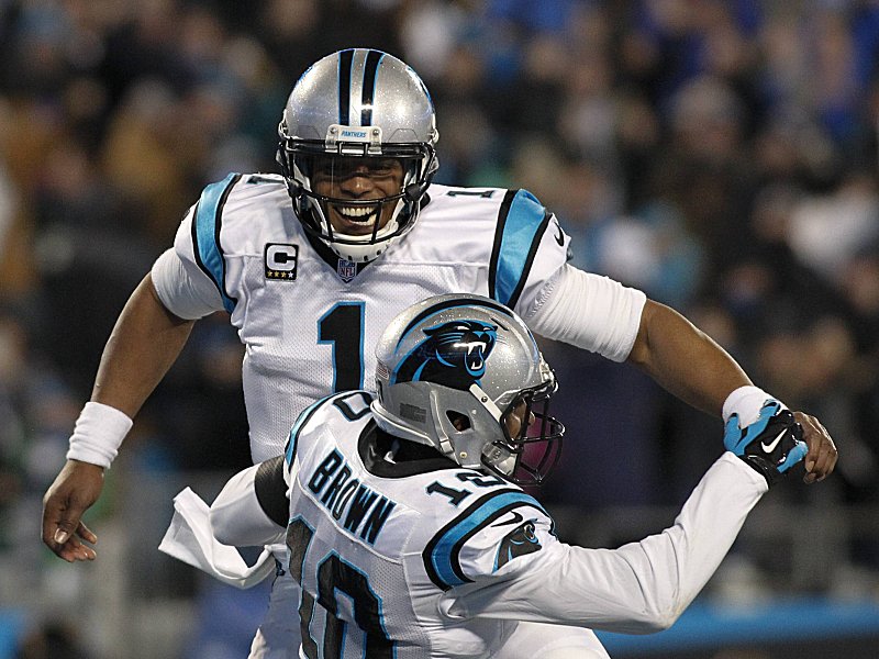 Auf in den Super Bowl: Panthers-QB Cam Newton feiert mit Corey Brown.