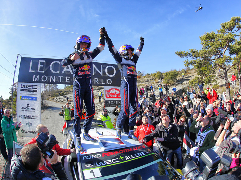 Jubel bei der Rallye Monte Carlo: Sebastien Ogier mit Julien Ingrassia.