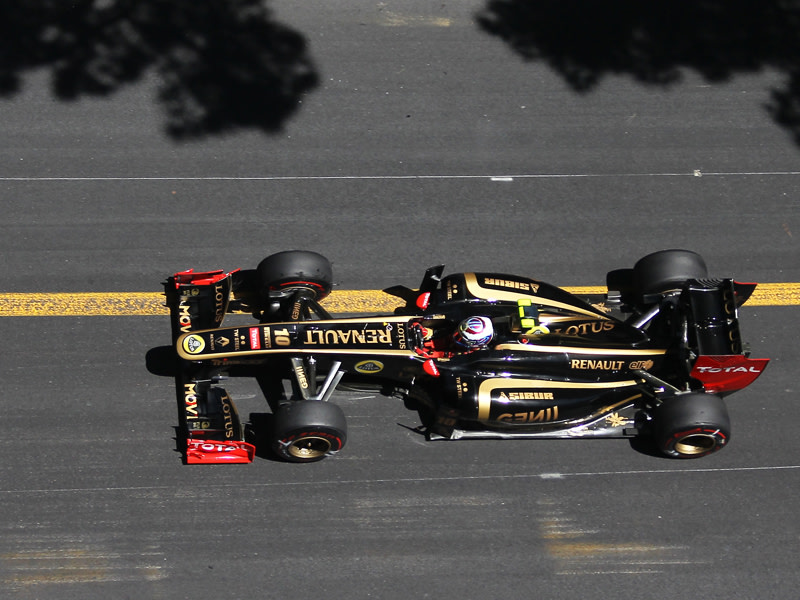 Glimpflich davongekommen: Lotus-Renault-Pilot Vitaly Petrov hatte einen schweren Unfall in Monaco. 