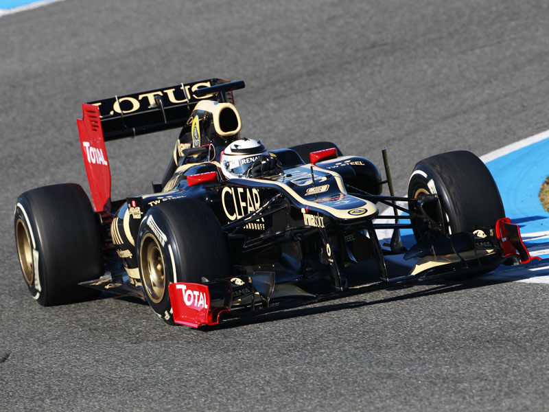 Tolle R&#252;ckkehr: Kimi R&#228;ikk&#246;nen erzielte im Lotus die Bestzeit am ersten Testtag. 