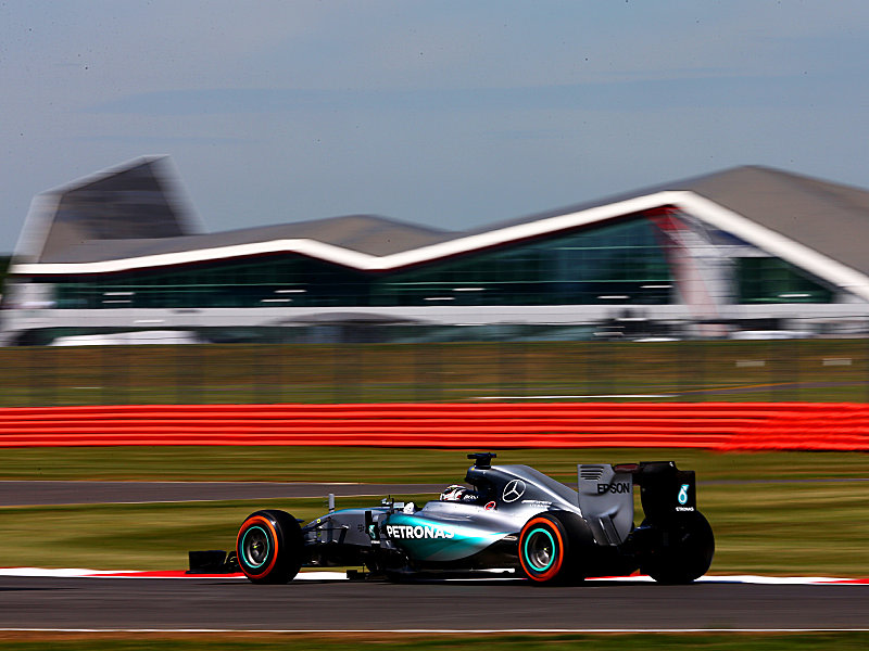 Fuhr im Training in Silverstone die schnellste Zeit: Lewis Hamilton. 
