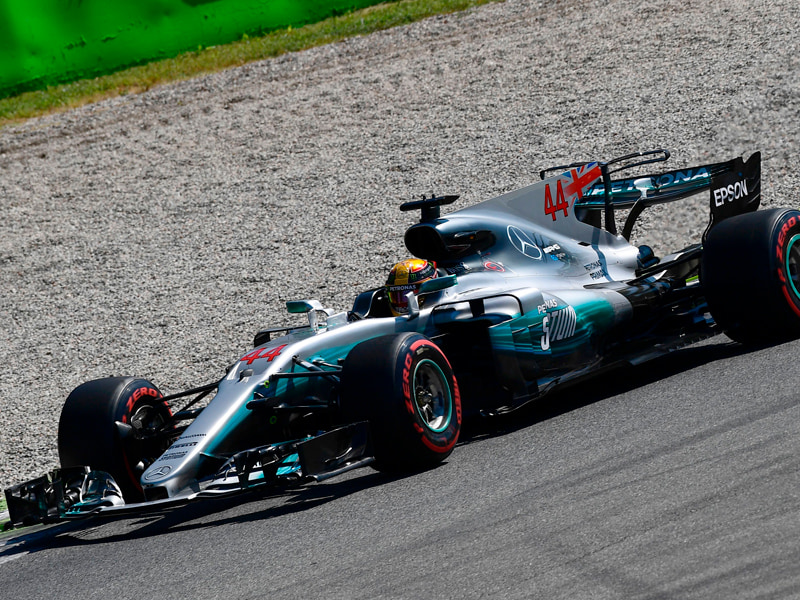 Sechster Saisonsieg und F&#252;hrung in der WM-Wertung: Mercedes-Pilot Lewis Hamilton. 
