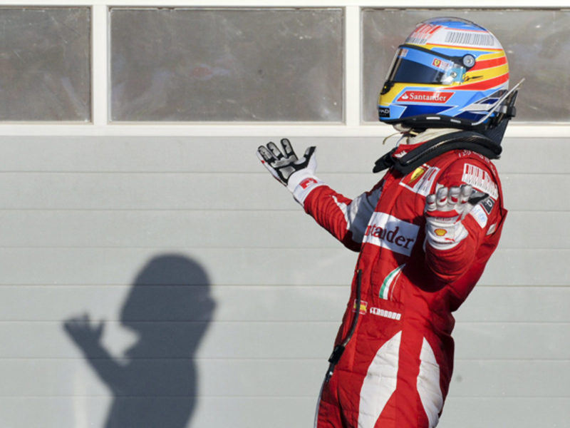 Strahlender Sieger: Ferrari-Pilot Fernando Alonso stellte in Bahrain alle in den Schatten.