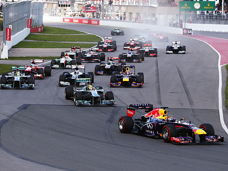Start gewonnen: Sebastian Vettel kontrolliert von Beginn an das Geschehen. 