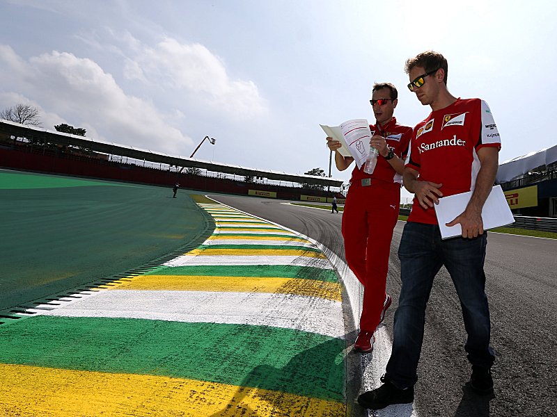 Hat sich die Strecke in Sao Paulo genau angeschaut: Sebastian Vettel (re.).