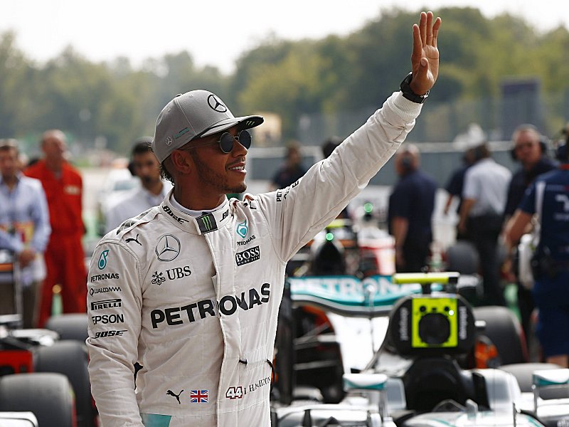 Im Qualifying deutlich vorne: Lewis Hamilton holt sich die Pole Position in Monza.