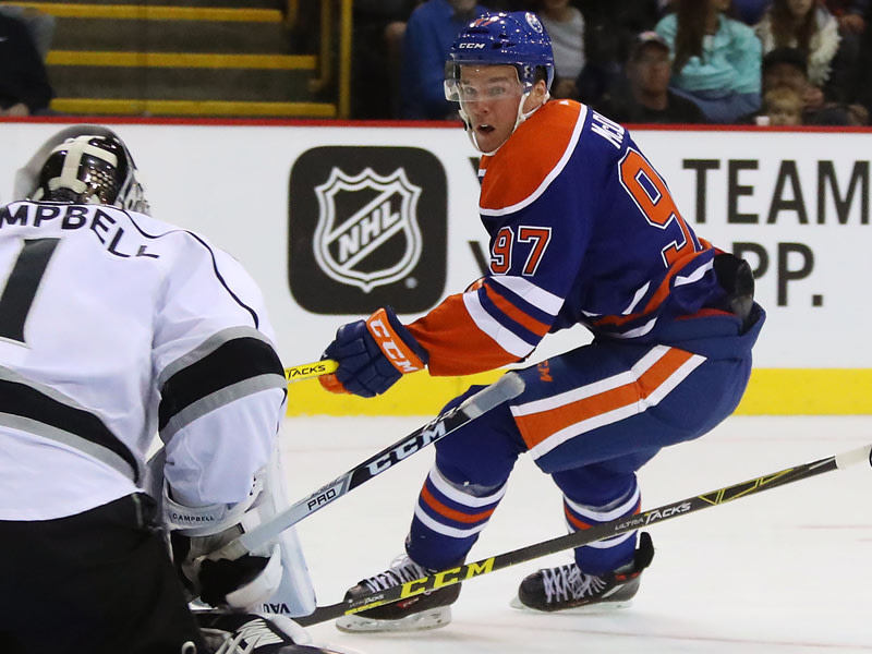 &quot;Es ist eine Ehre&quot;: Edmontons Connor McDavid ist der j&#252;ngste NHL-Kapit&#228;n aller Zeiten.