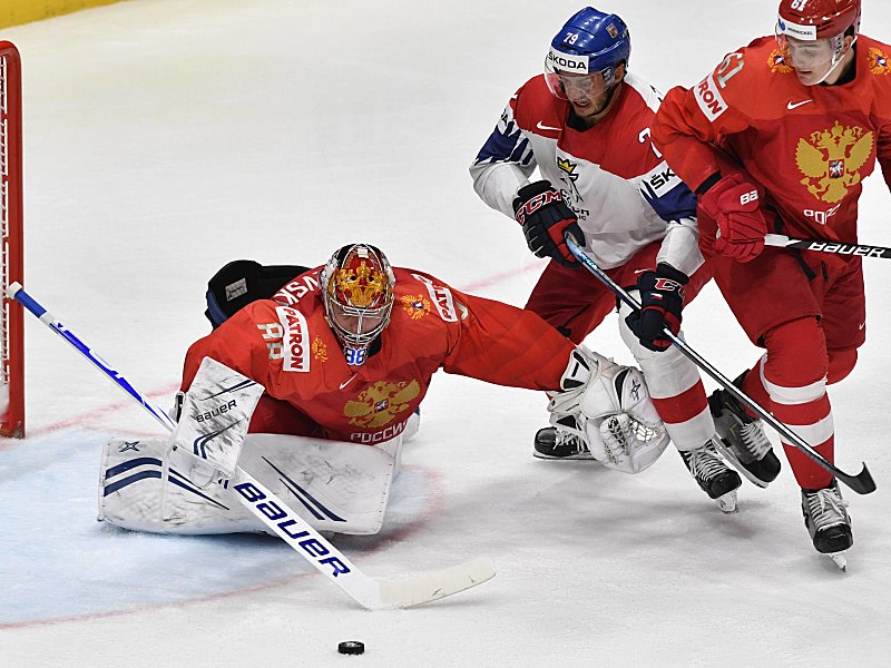 Sicherte Russland mit seinen Paraden Bronze: Keeper Andrei Vasilevski. 