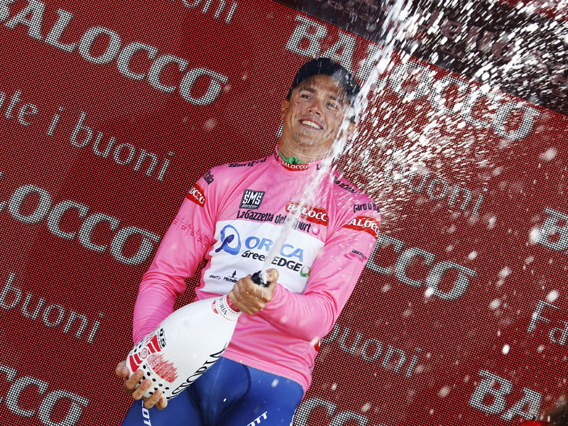 Dank starker Teamleistung der erste Gesamtf&#252;hrende beim Giro 2015: Simon Gerrans.