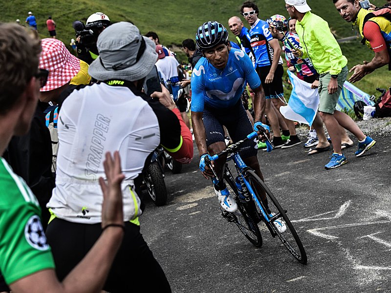 Nairo Quintana gewann den &quot;Berg-Sprint&quot; hinauf zum Col du Portet.
