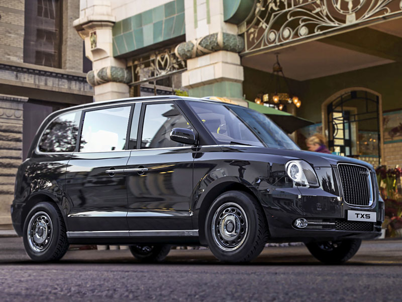 London Taxi TX5: Kommt mit Hybridtechnik f&#252;r lokal emissionsfreien Fahrbetrieb.