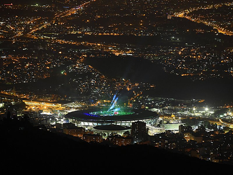 So gl&#228;nzend Rio de Janeiro aus der Distanz aussieht, so unhygienisch sollen die Zust&#228;nde im olympischen Dorf sein.