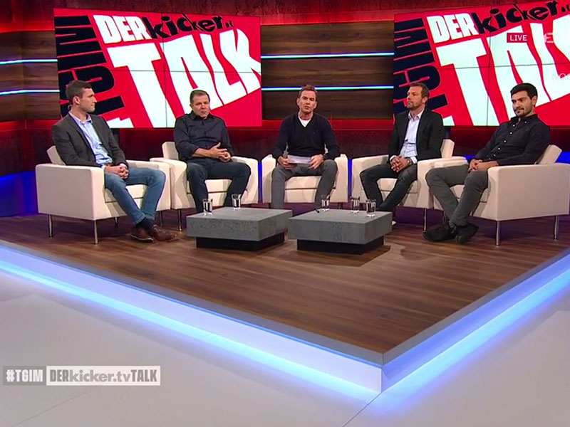 Die Runde beim kicker-TALK: David Bernreuther, Andreas M&#246;ller, Wolfgang Nadvornik, Markus Weinzierl, Jonas Hummels (v.l.n.r.).