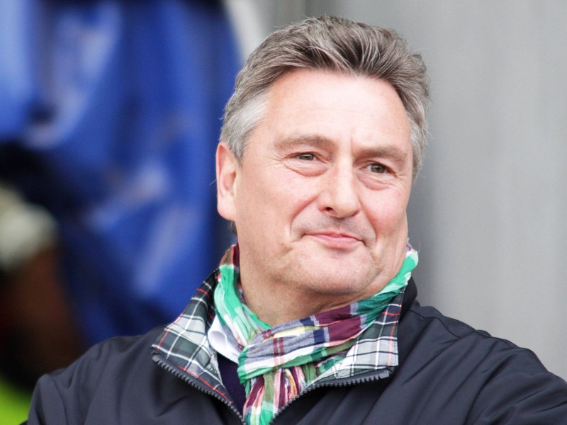 Dieter Müller liegt im Koma | Bundesliga (D) - kicker