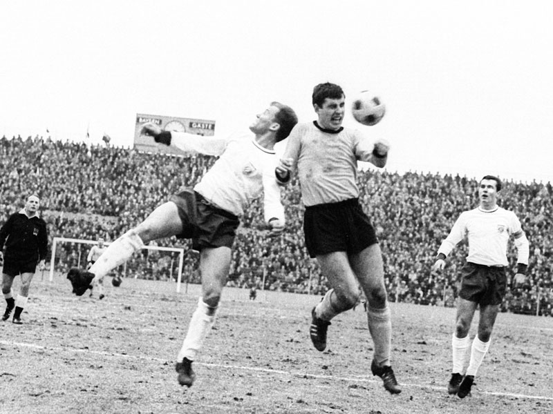 1966: Lothar Emmerich (Borussia Dortmund) - 31 Tore