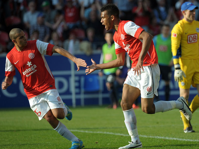 Mohamed Zidan (l.) und Eric Maxim Choupo-Moting (r.) 