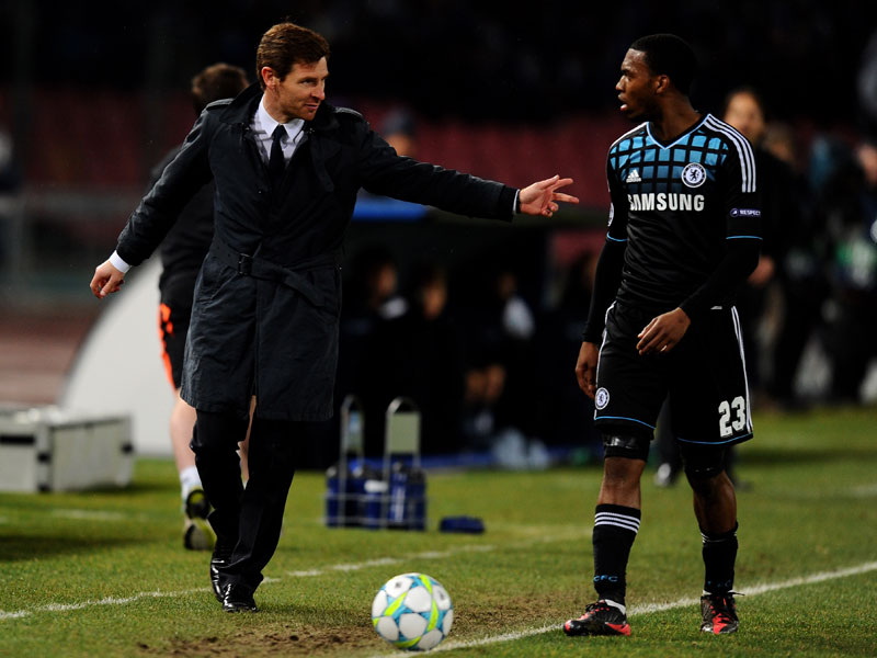 Andr&#233; Villas-Boas und Daniel Sturridge (re.)