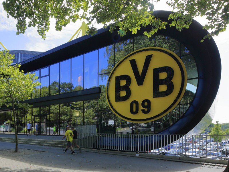 Borussia Dortmund und Konami gehen getrennte Wege.