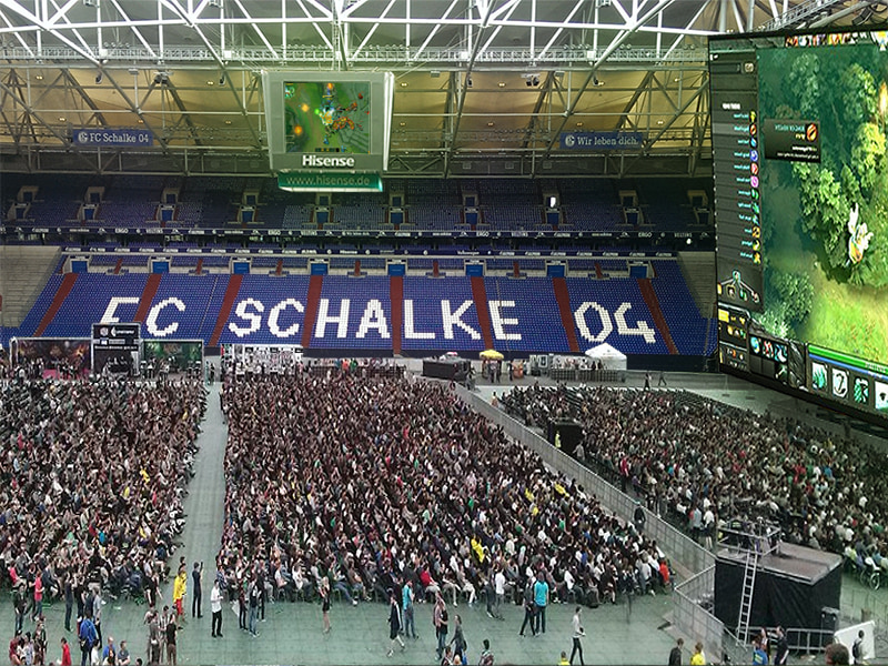 So könnte der eSport in der Veltins Arena aussehen.