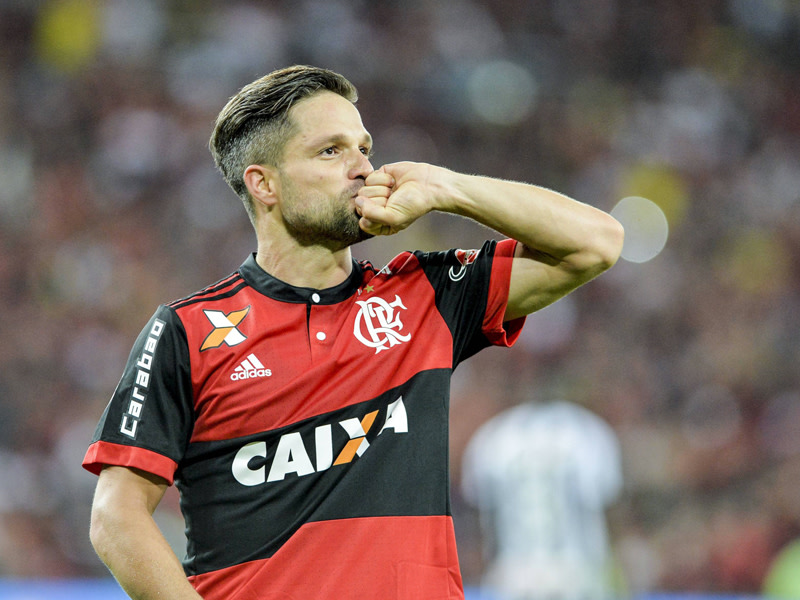 Darf er nach 2008 endlich wieder für Brasilien spielen? Der Ex-Bremer Diego.