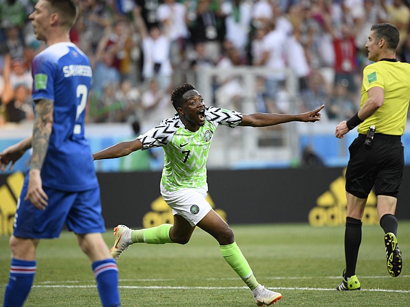 Außer Rand und Band: Ahmed Musa feiert sein zweites Tor gegen Island.