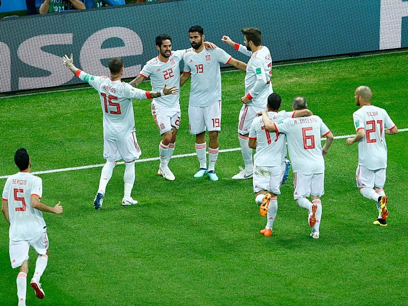 Pure Erleichterung: Spanien tat sich gegen Irans Abwehr immens schwer - konnte sich aber auf etwas Glück und Diego Costa verlassen.