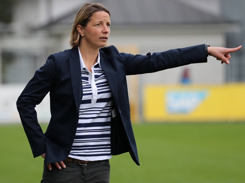 Einstand misslungen: Inka Grings verlor ihr erstes Spiel mit dem SV Straelen.