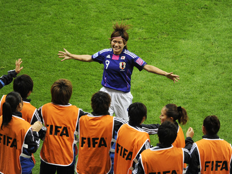 Nahomi Kawasumi