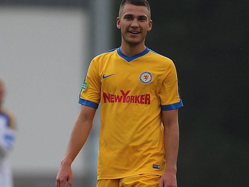 Verhalf im Elfmeterschießen den Braunschweigern ins Halbfinale: Lirim Mema.