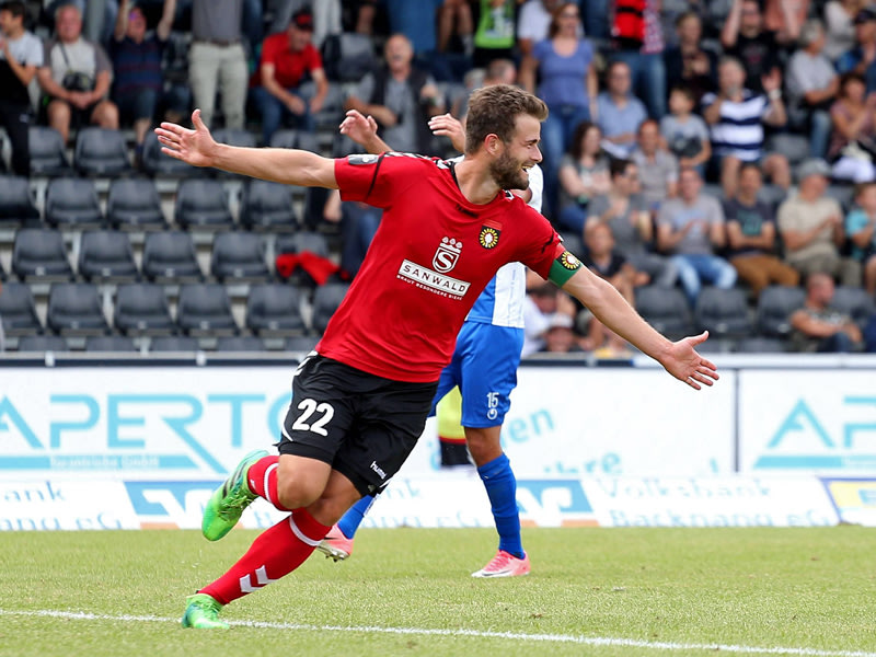 Traf per Freistoß zum 3:0: Großaspachs Kapitän Daniel Hägele.