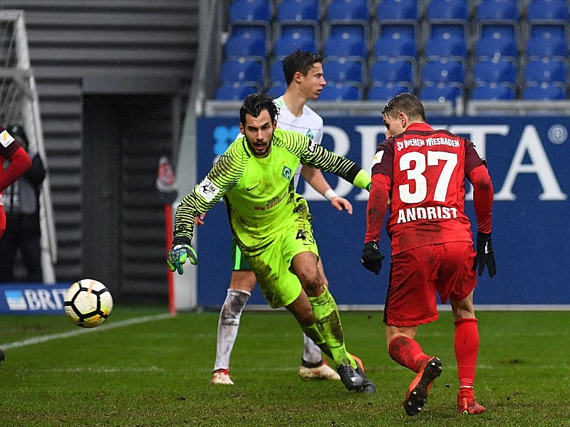 Brachte mit diesem Treffer Wehen Wiesbaden spät ins Spiel zurück: Stephan Andrist.
