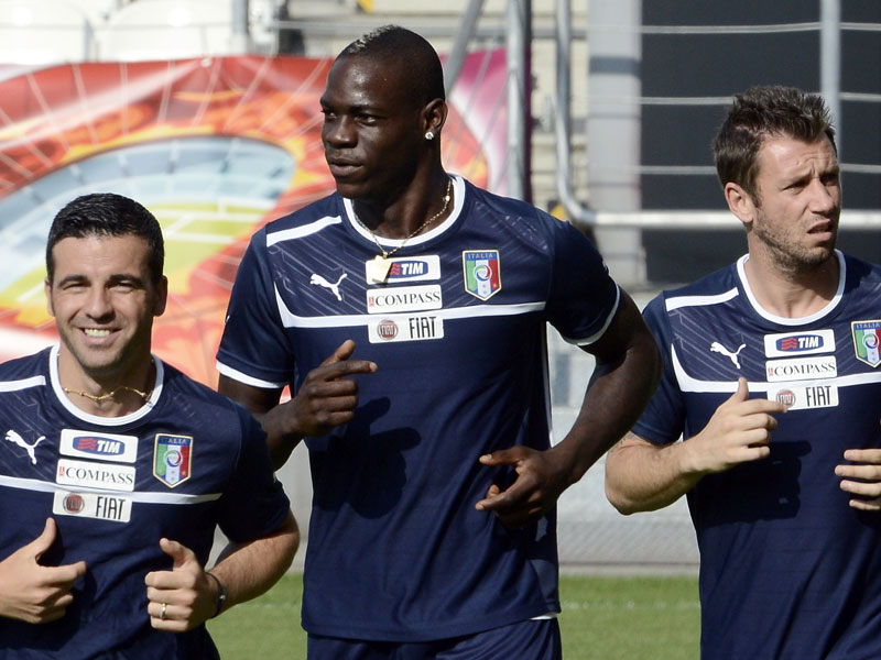 Einer von ihnen muss gegen England auf der Bank Platz nehmen: Antonio di Natale, Mario Balotelli und Antonio Cassano (v.l.).