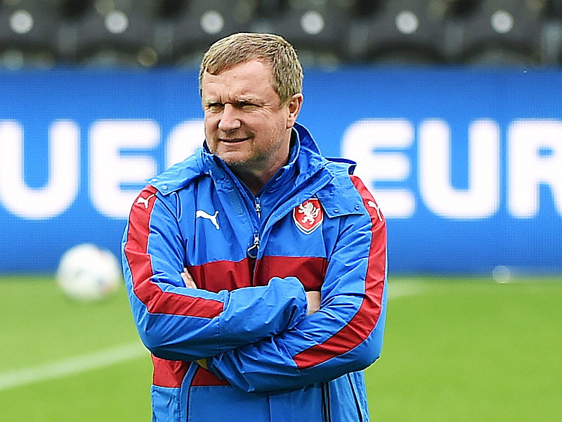 Glaubt an seine Team, das ohne Tomas Rosicky auskommen muss: Tschechiens Pavel Vrba.