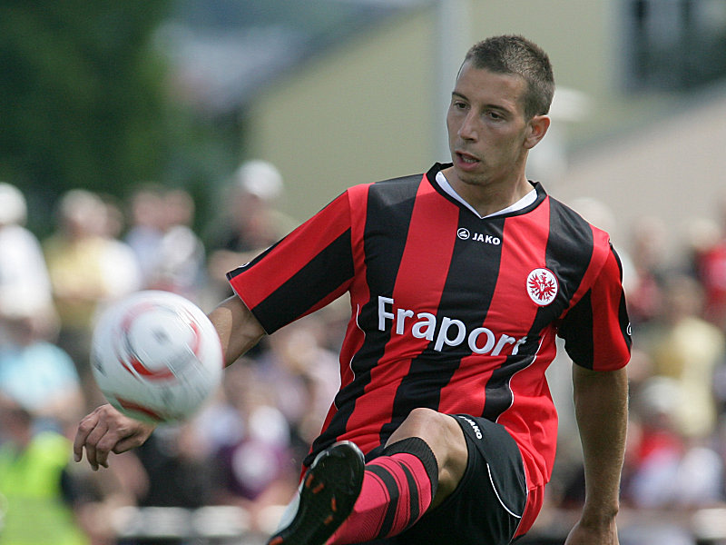 Von Frankfurt an Tom Tomsk ausgeliehen: Linksverteidiger Nikola Petkovic.