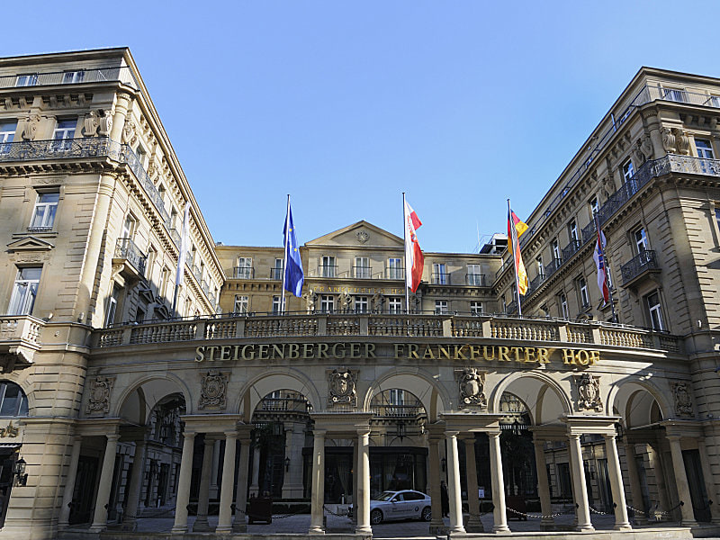 Hier wurde die Zukunft des deutschen Fußballs verhandelt: Das Hotel Frankfurter Hof.