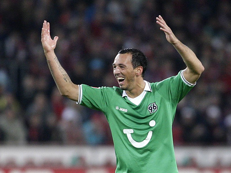 Völliges Unverständnis: Sergio Pinto nach der Aberkennung seines Treffers.
