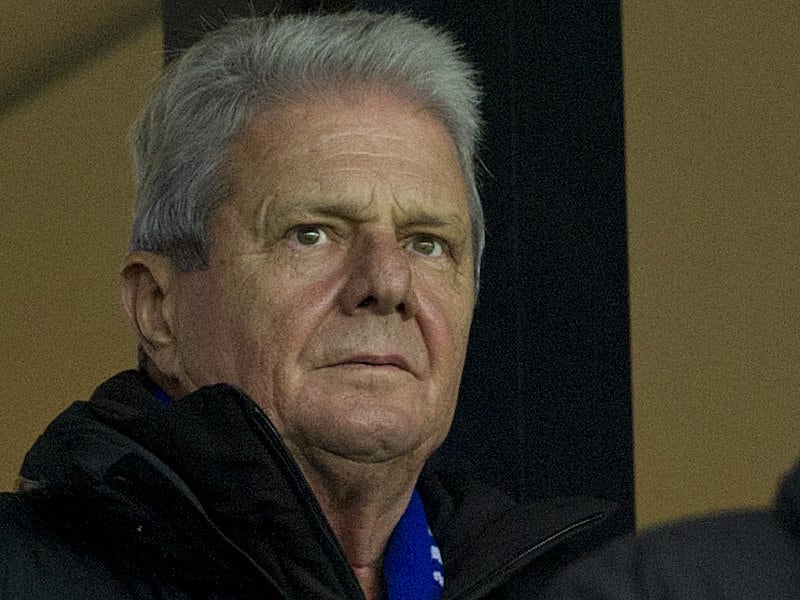 Verfolgt das Geschehen aufmerksam: Dietmar Hopp.