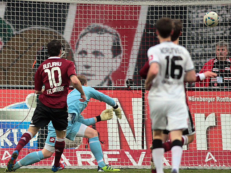 Siegtreffer für Nürnberg: Joker Bunjaku macht in der Schlussphase das 1:0.