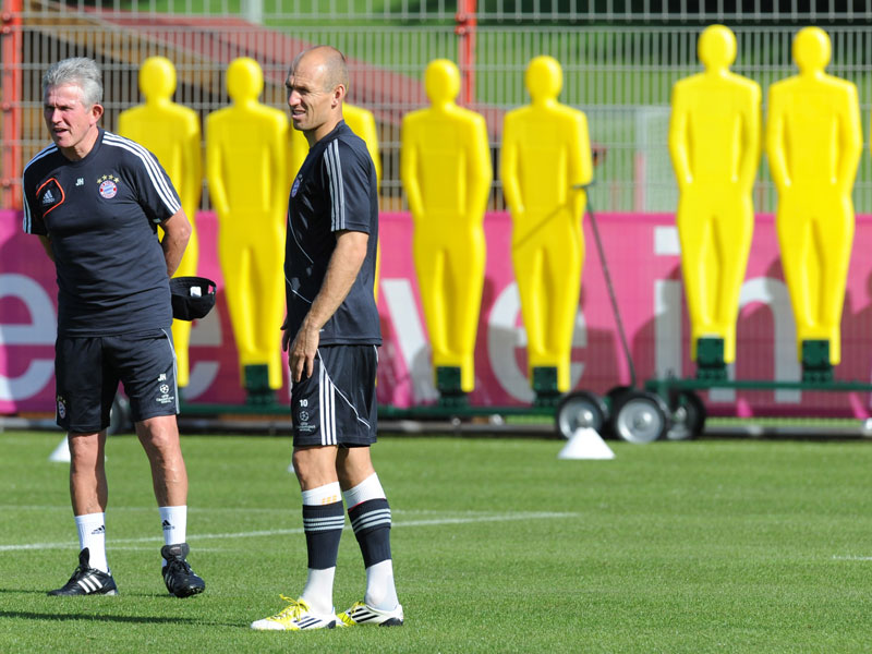 Eine fest verankerte Stammelf hat Jupp Heynckes (l.) längst nicht mehr - auch Arjen Robben muss sich immer neu beweisen.