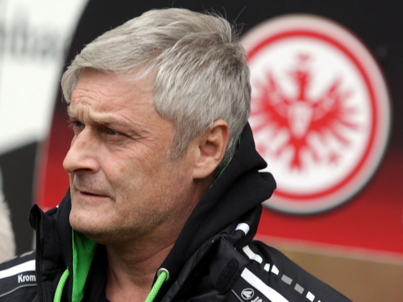 Armin Veh will nicht mehr warten, sondern entscheiden, ob er bei der Eintracht bleibt.