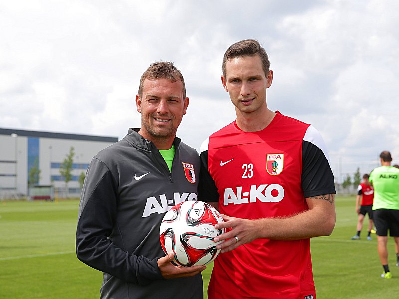 FCA-Coach Markus Weinzierl ist stolz auf seinen Toptransfer Tim Matavz.
