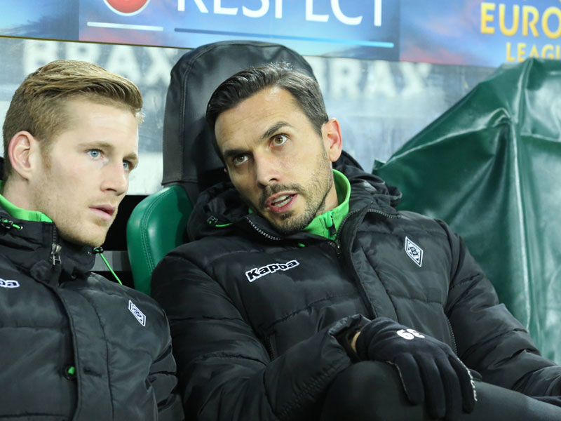 Sein Comeback verschiebt sich weiter: Martin Stranzl (r., mit André Hahn).